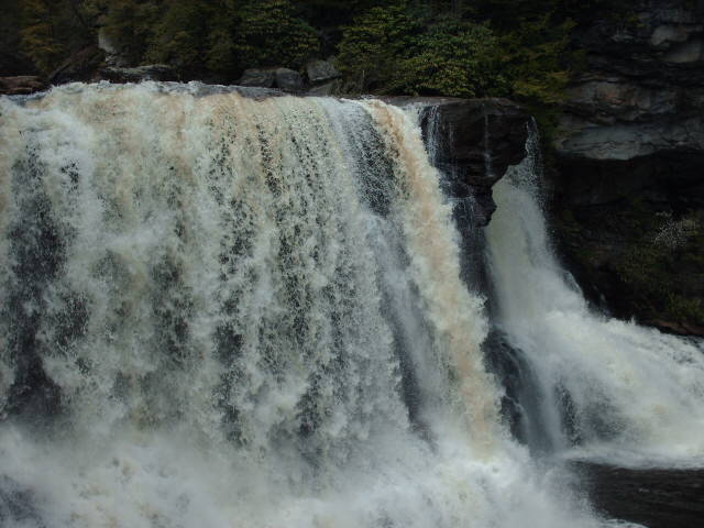 blackwaterfalls2.jpg